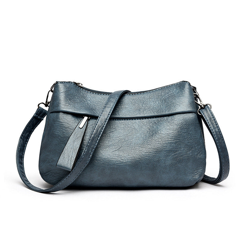 CLASSIC LEATHER CROSSBODY BAG